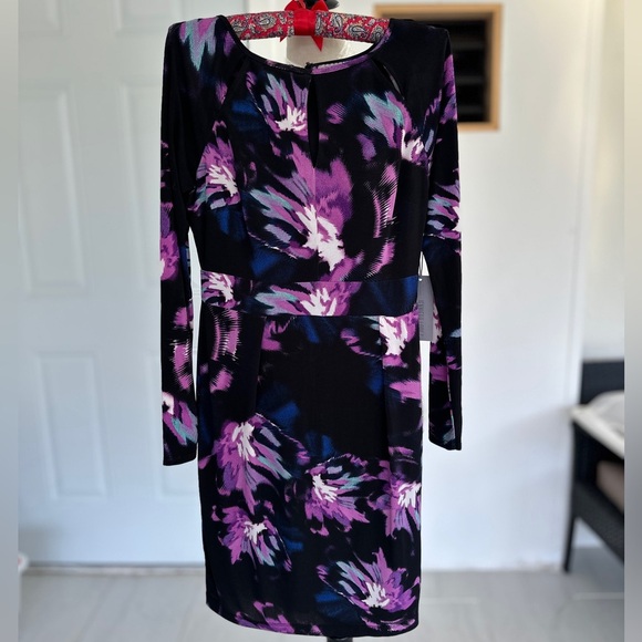 Jennifer Lopez Dresses & Skirts - Jennifer Lopez Purple and Black Floral Long Sleeve Dress